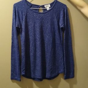 Long sleeve tee, navy blue with white details